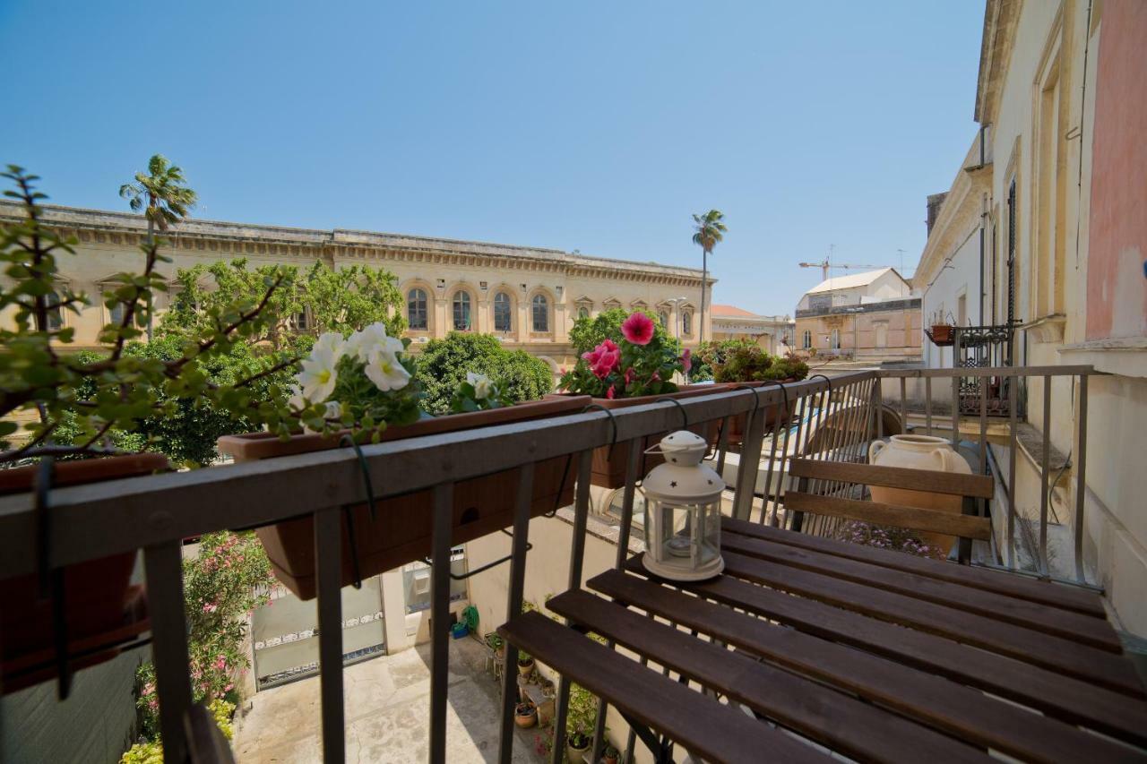 Nuvole Barocche Apartment Lecce Exterior photo